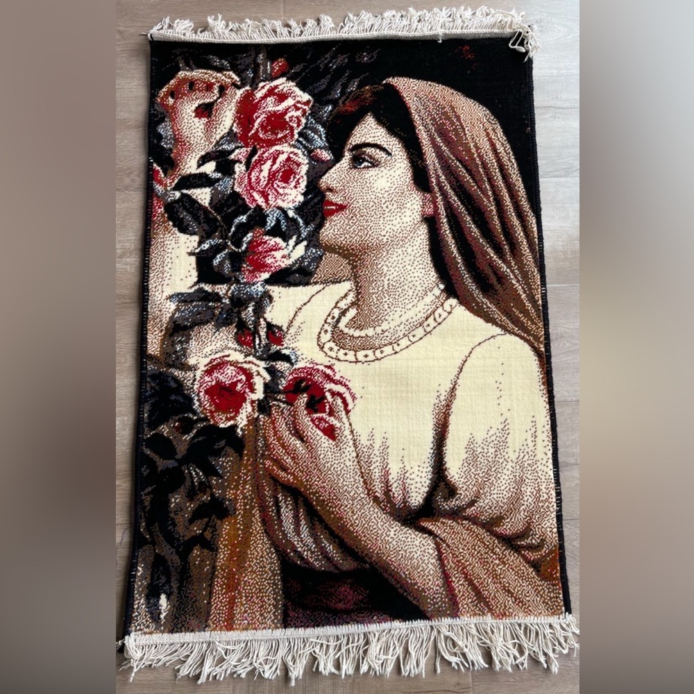 Vintage-Inspired Wall Hanging with Roses